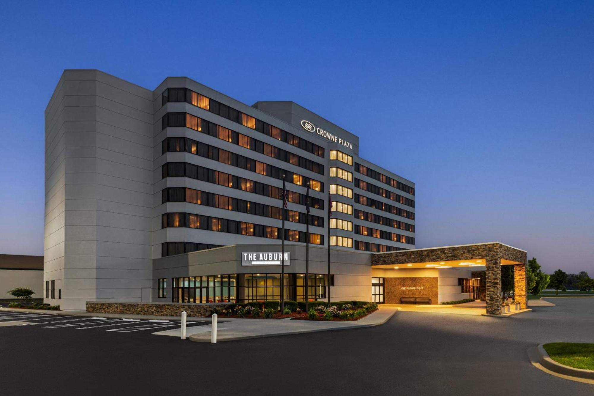 Hotel Crowne Plaza Auburn Hills By Ihg Exterior foto