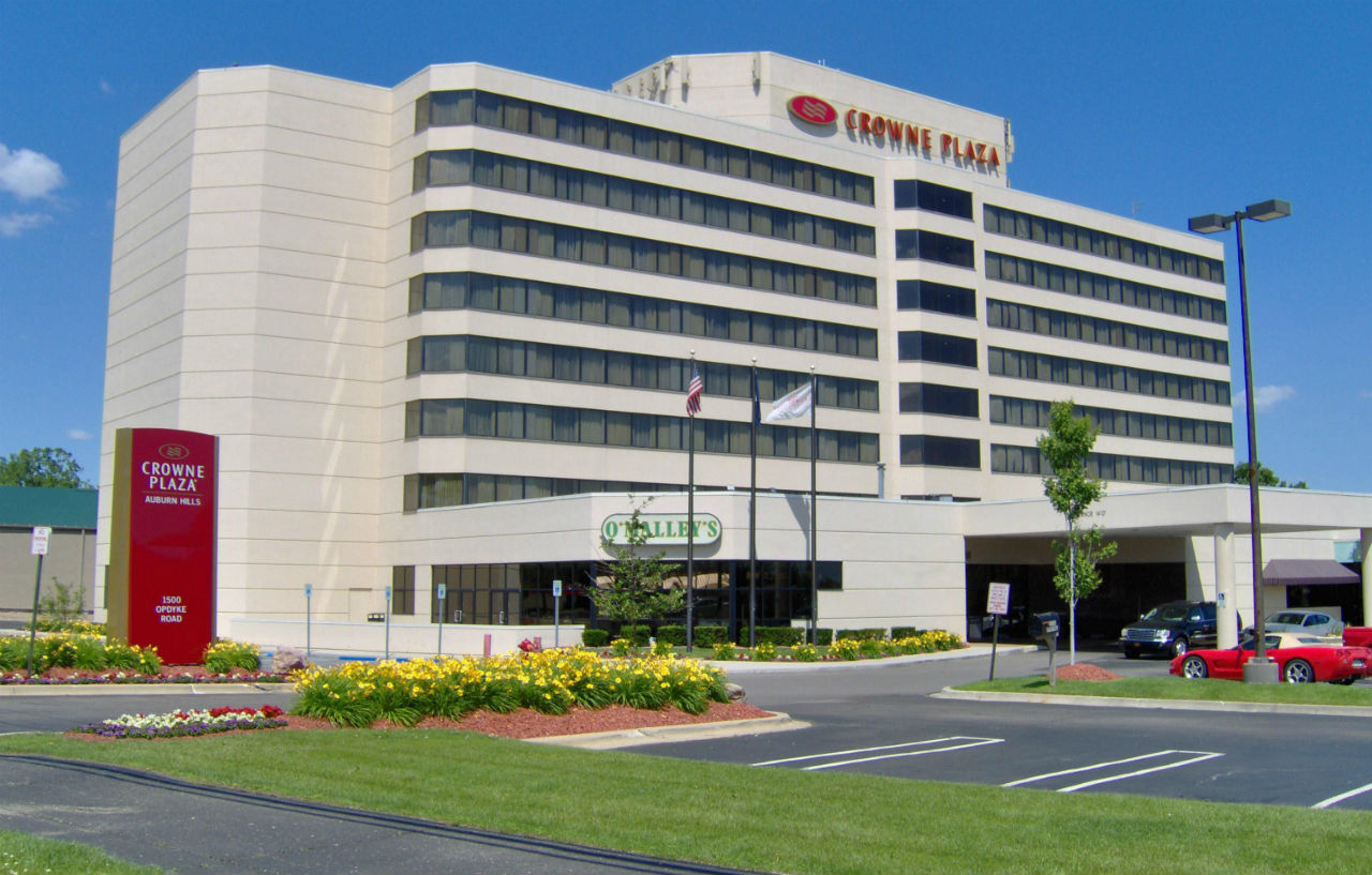Hotel Crowne Plaza Auburn Hills By Ihg Exterior foto